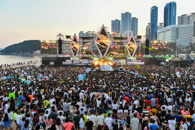 Lễ hội tại bãi biển Haeundae ở Busan
