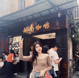 Quán cà phê Việt Nam tại Giang Môn thu hút giới trẻ đến checkin