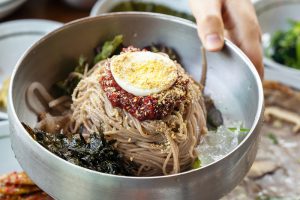 Món ăn Makguksu