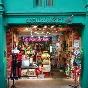 Spoil Market ở Haji